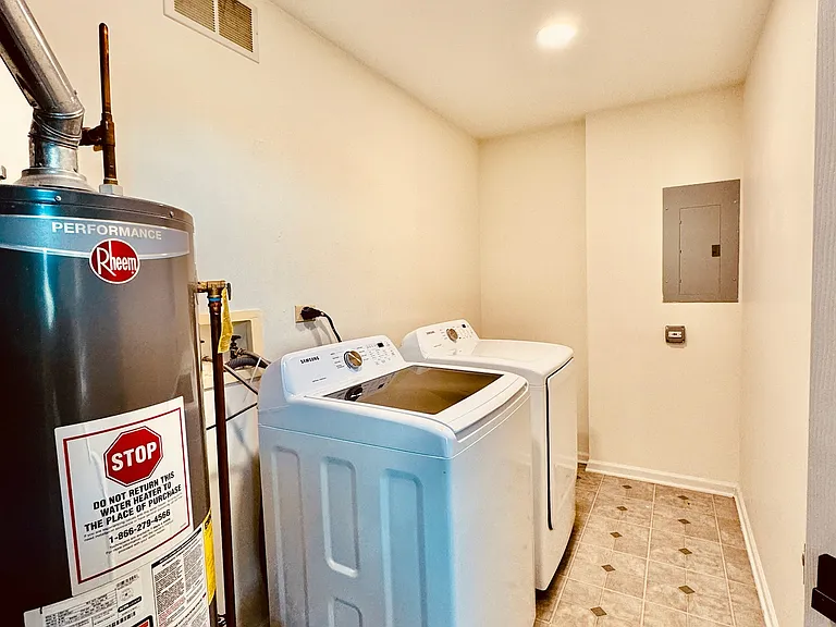 232 Concord Ln — Photo 26