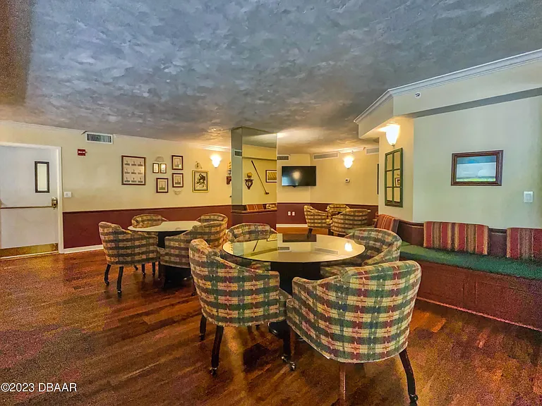 1 John Anderson Dr #Penthouse 7 — Photo 101
