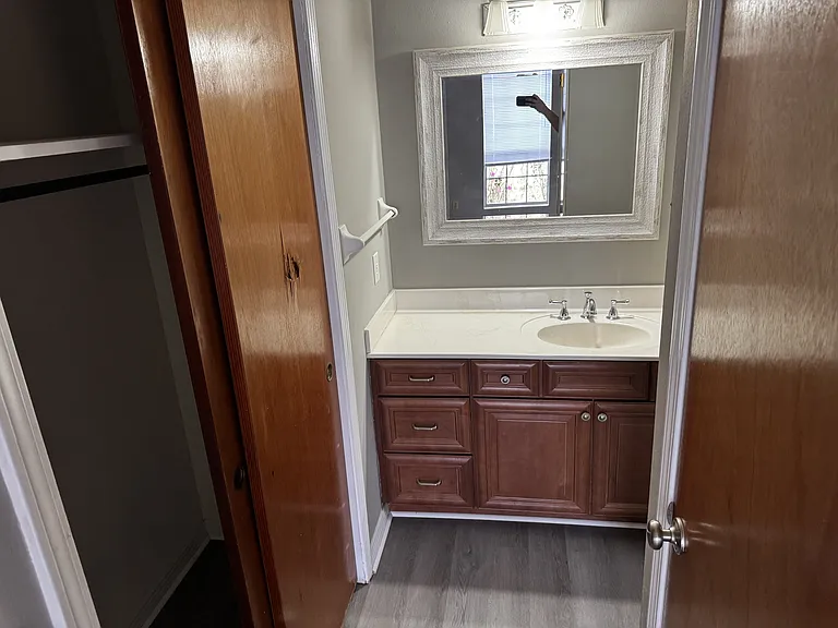 5941 Leesway Blvd — Photo 32