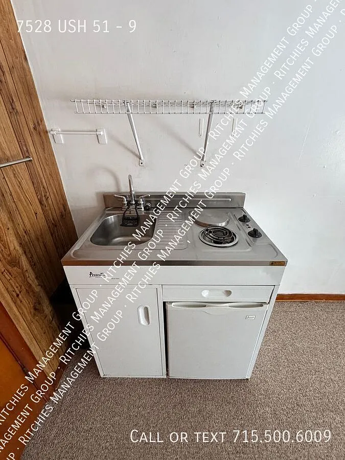 All-Inclusive Studio Flexible Month-to-Month Living in Minocqua — Photo 2