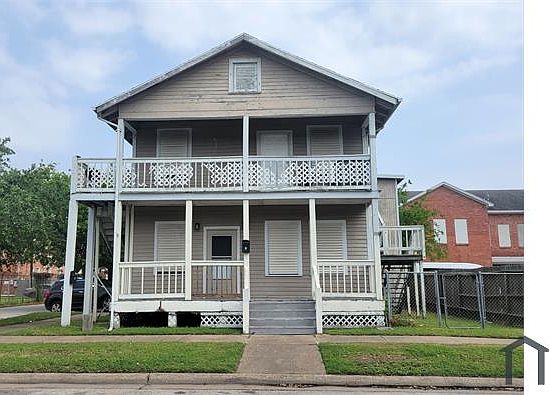 2928 Avenue M 1/2, Galveston, TX 77550 | Zillow