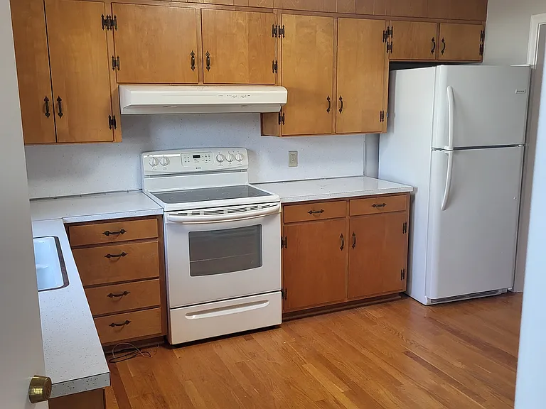 2601 Guilford Ave SW — Photo 2