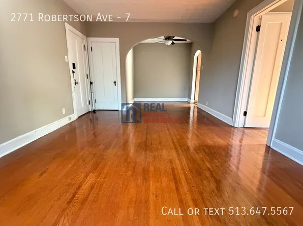 2771 Robertson Ave, Cincinnati, OH
