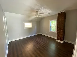 699 Seymour Ave — Photo 9