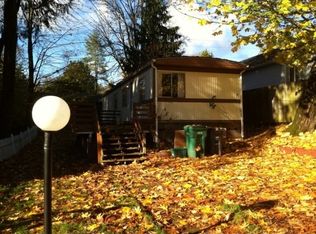 18483 5th Ave NE, Suquamish, WA 98392