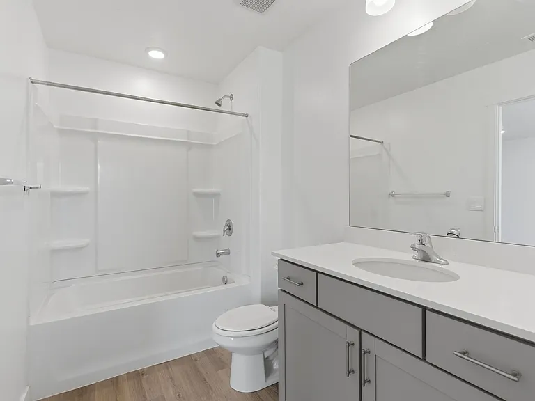 1049 E Regatta Ln — Photo 10