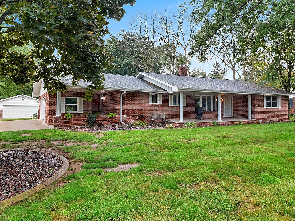 1st image of 608 Woodside Dr