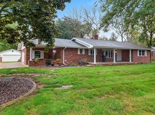 608 Woodside Dr, Seymour, WI 54165