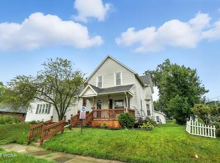 136 E Raymond St, Van Wert, OH 45891