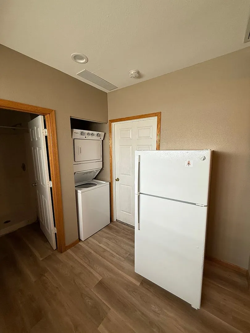 117 Cherry St — Photo 4