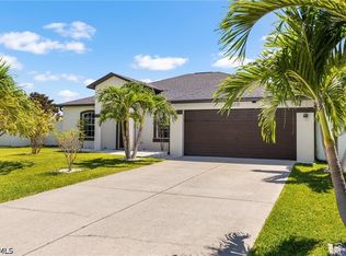 2515 SE 4th Ave, Cape Coral, FL 33904