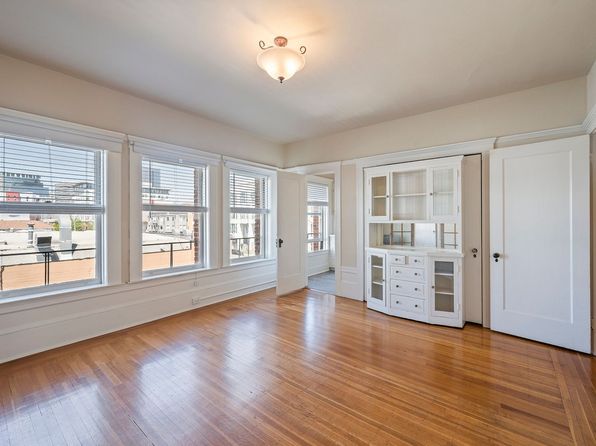 1029 Oak St APT 33