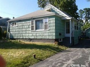 103 Exeter Ave, Liverpool, NY 13088