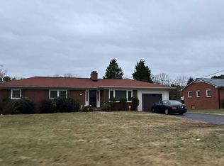 1351 Bethania Rural Hall Rd, Winston Salem, NC 27106