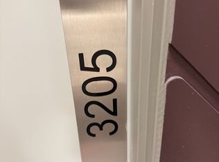 5105 Hurontario St #3205, Mississauga, ON L4Z 0C9