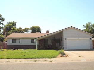 2125 Eric Rd, Carmichael, CA 95608