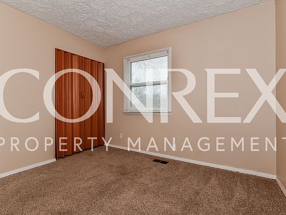 3rd image of 10008 Catalina Dr