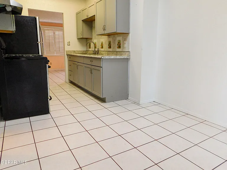 1013 Le Barron Rd — Photo 23