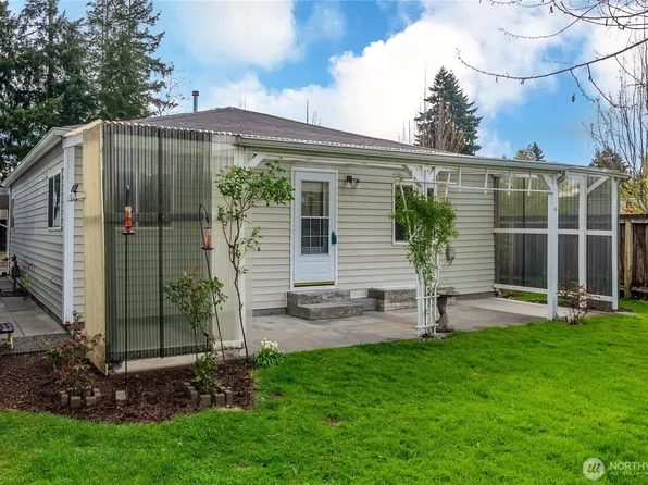 25460 111th Avenue SE, Kent, WA 98030