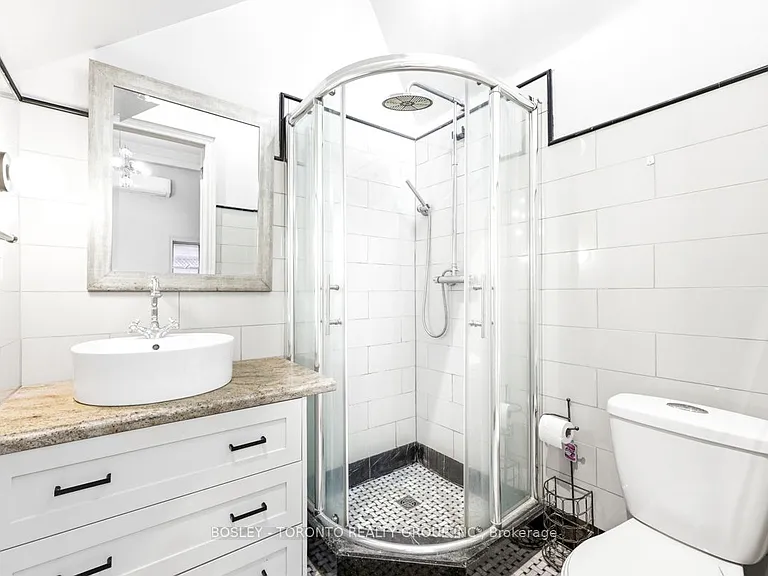 21 Lansdowne Ave #1 — Photo 21