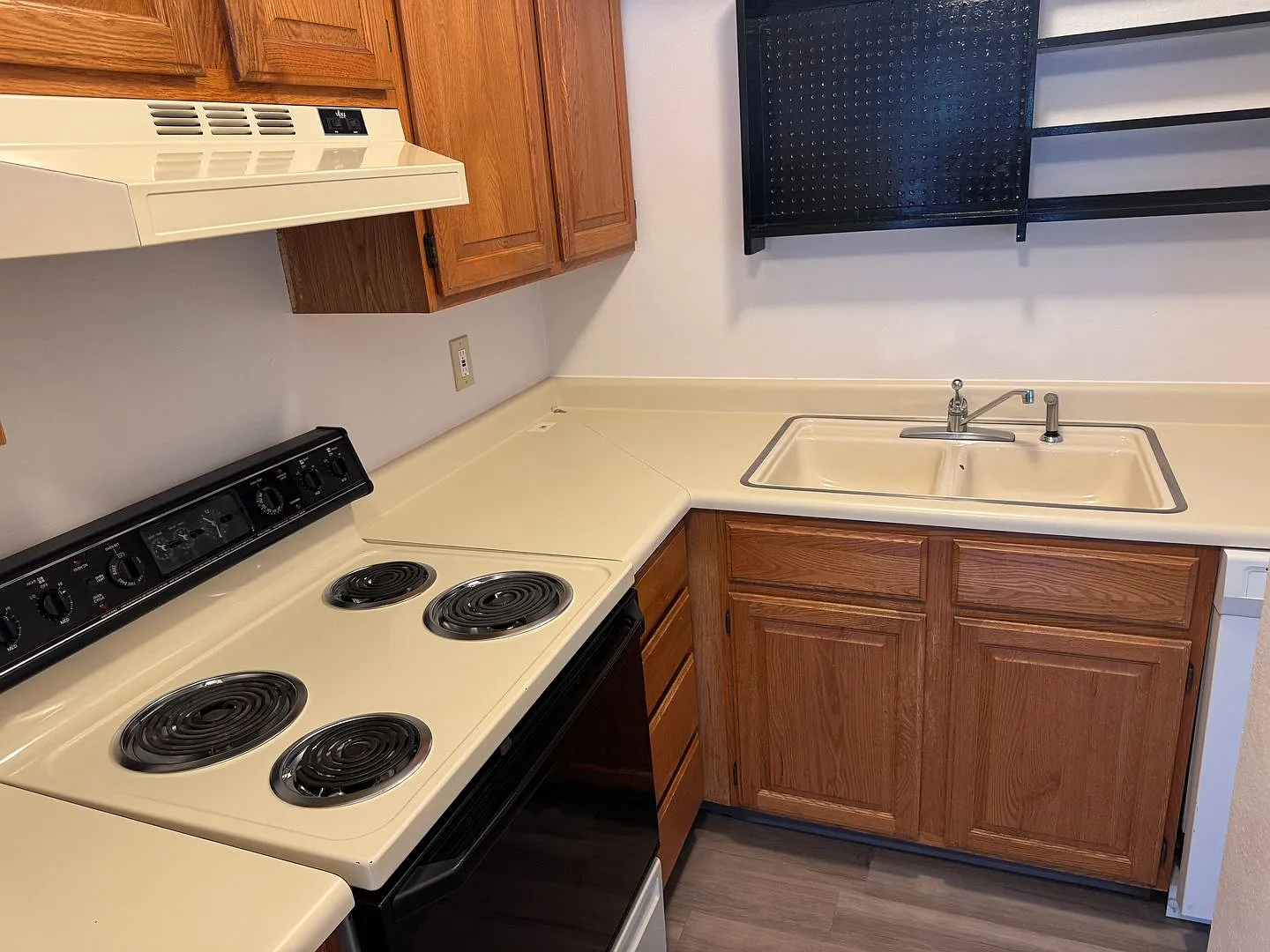 Condo Located Minutes Away from CSU! — Photo 4