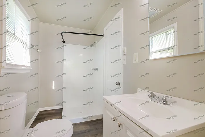1433 Maple Dr — Photo 10