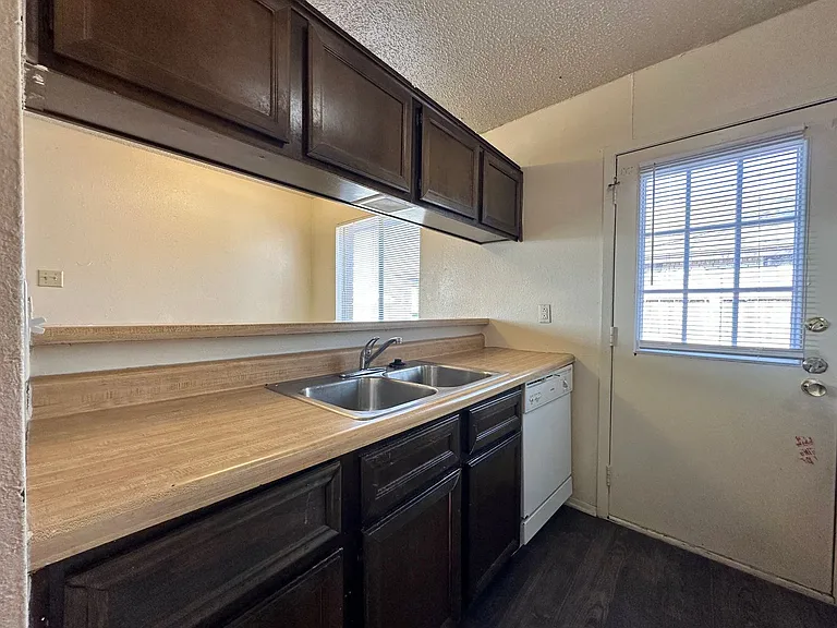 2104 N WS Young Dr — Photo 8