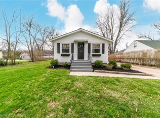 192 Sunset Rd, Avon Lake, OH