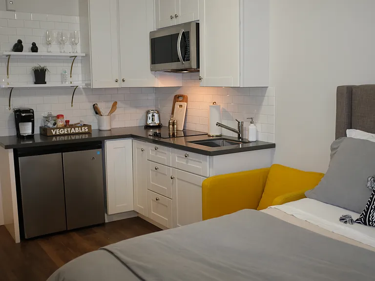 155 W Santa Clara St — Photo 29
