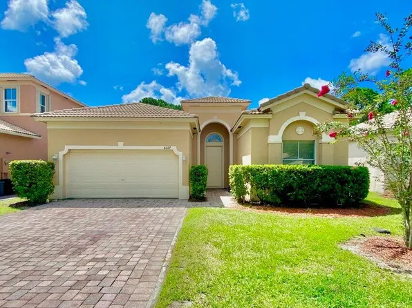 6227 Arlington Way, Fort Pierce, FL 34951