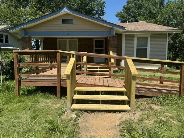 1836 Freeman Ave, Kansas City, KS 66102