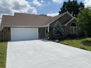 2646 Best Rd, Maryville, TN 37803