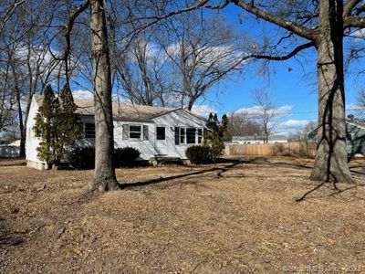 25 Midland Road, Windsor Locks, CT, 06096