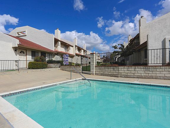 3rd image of 1141 N Escondido Blvd APT 23