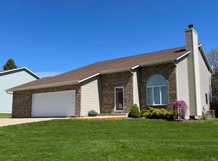 607 E Church St, Orfordville, WI 53576