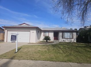 1563 San Gabriel Ave, Clovis, CA 93611