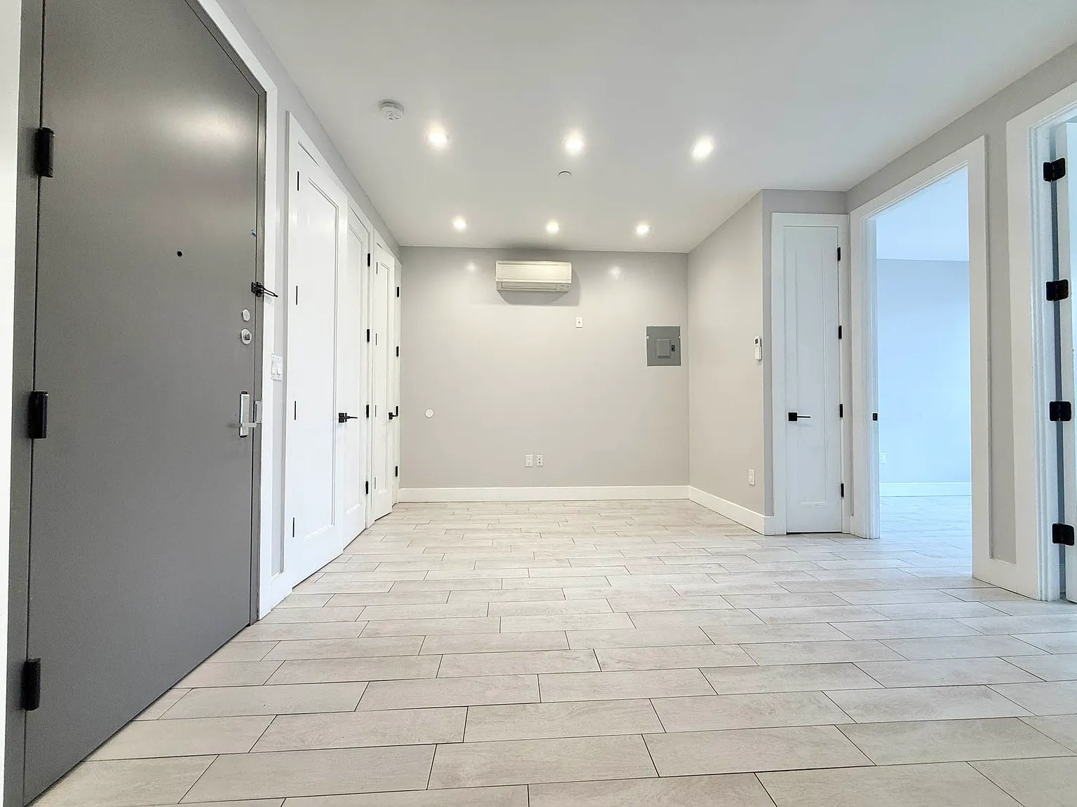 1536 Brooklyn Avenue — Photo 3