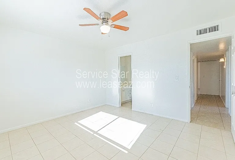 532 W Dublin St — Photo 10