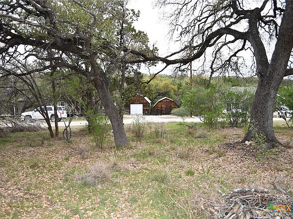 4th image of 1361 Hidden Valley Dr