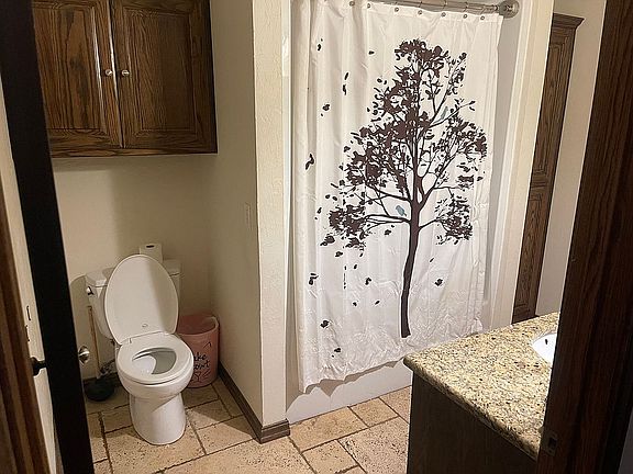 5th image of 207 W Blair Ave