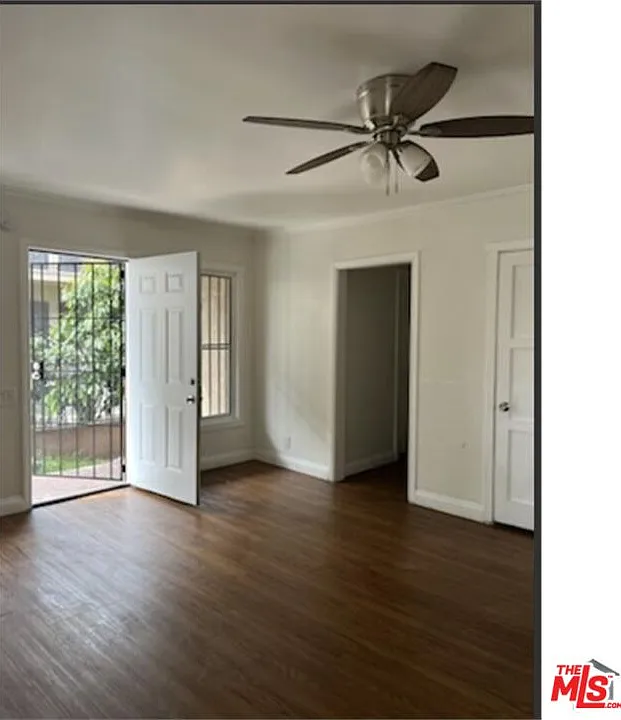 7620 S Western Ave #5