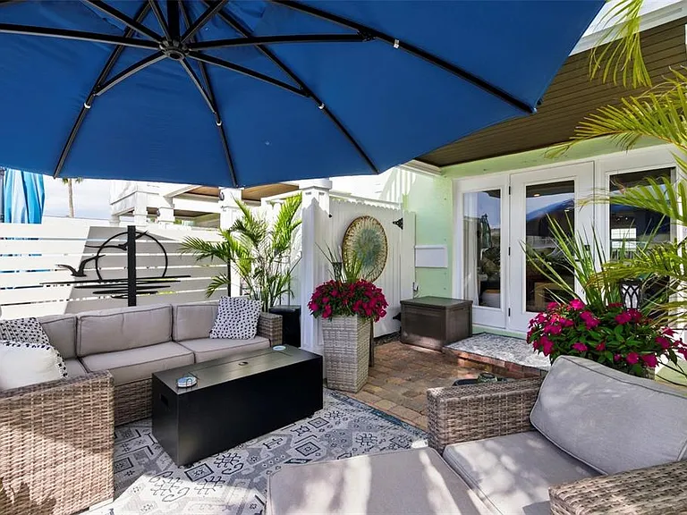 4751 Coquina Key Dr SE — Photo 40