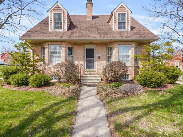 620 73rd STREET, Kenosha, WI 53143