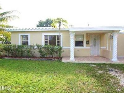 970 NE 159th St, North Miami Beach, FL, 33162