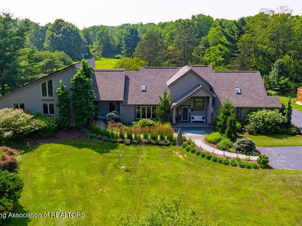 5353 Barton Rd, Williamston, MI 48895