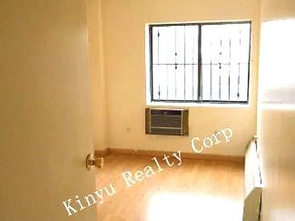 4th image of 135 Division St APT 4A