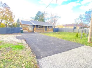 43206 N Lake Ave, Antioch, IL 60002