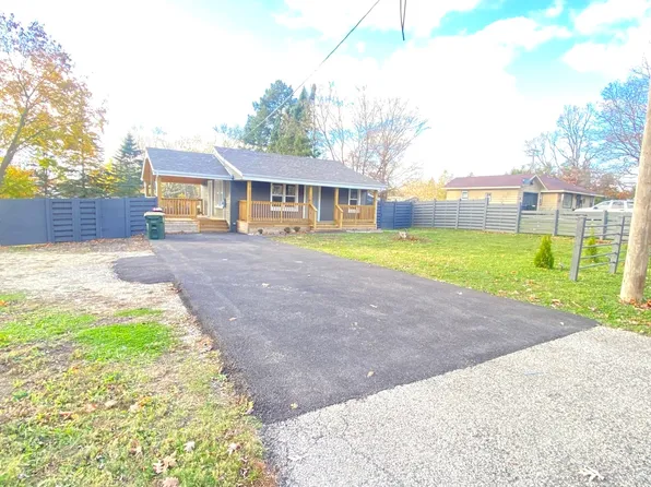 43206 N Lake Ave, Antioch, IL 60002