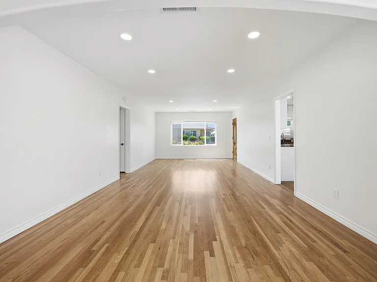6230 Rose St — Photo 7