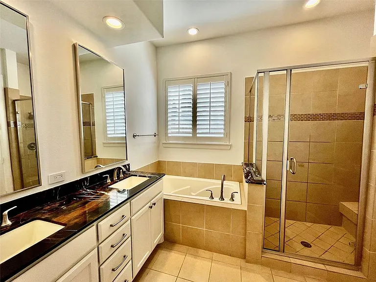 5808 McCommas Blvd #A105 — Photo 16